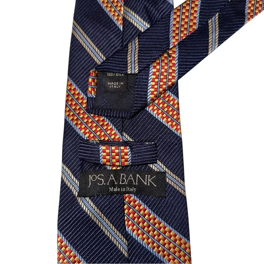 Jos. A. Bank Mens Tie 100% Silk Made in Italy Blue Striped Necktie 60x3.5” NWT
